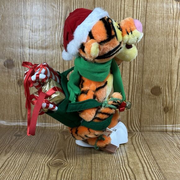 Telco Winnie Pooh Christmas Animated Plush Motion-Ette Skiing Tigger See Video - Picture 6 of 16